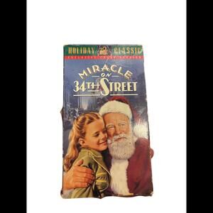 Miracle on 34th Street - Exclusive Color Edition VHS
